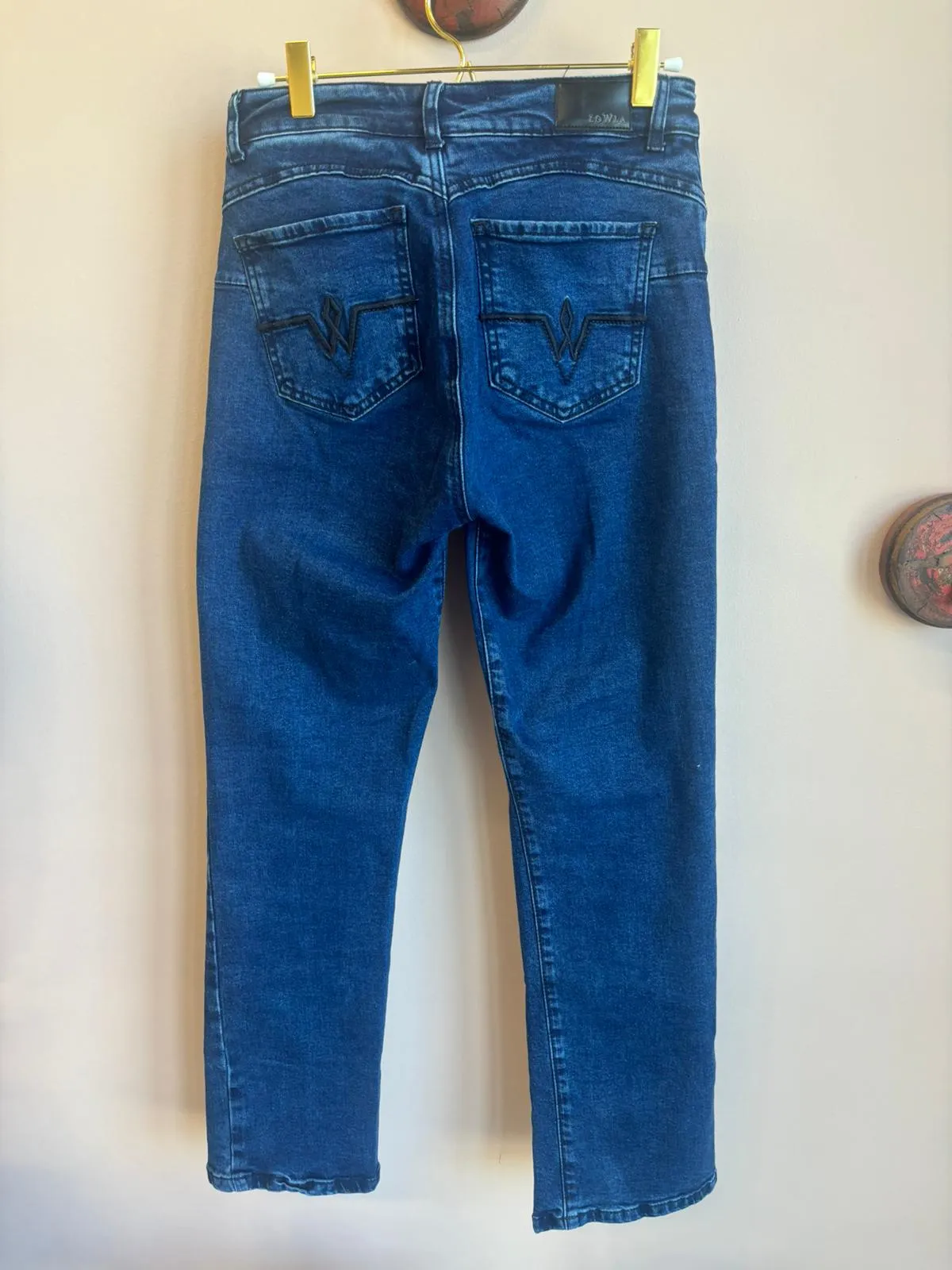 LOWLA  212359 Bum Lift Mom Straight Colombian Jeans for Women