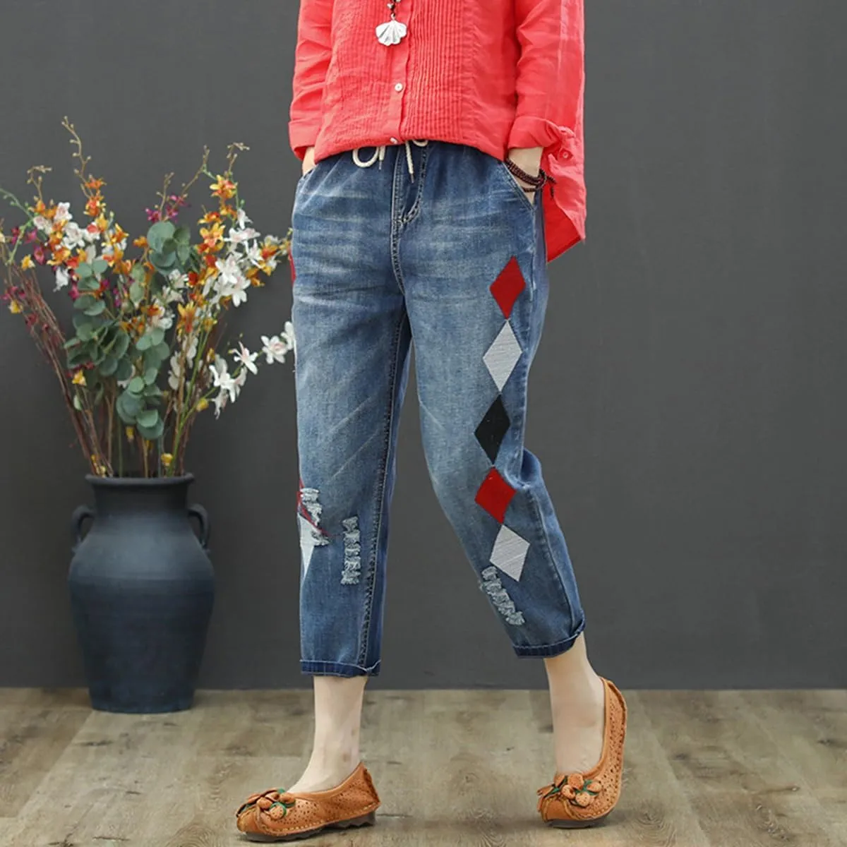 Womens Harem Capri Jeans Flowers Embroidery Vintage Ripped Holes Lace-Up Elastic High Waist Summer Casual Trousers